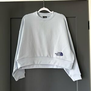 NWT North face sweatshirt